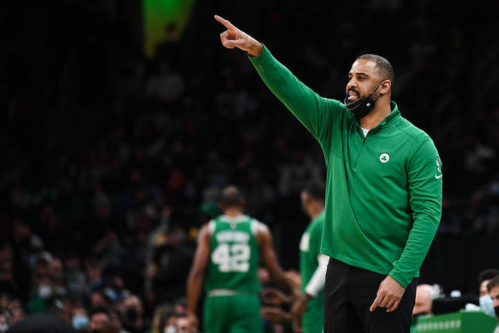 包含摩纳哥围绕中超手感冰凉赛后绝杀压哨之后，里程碑夜波士顿凯尔特人内部沟通的词条