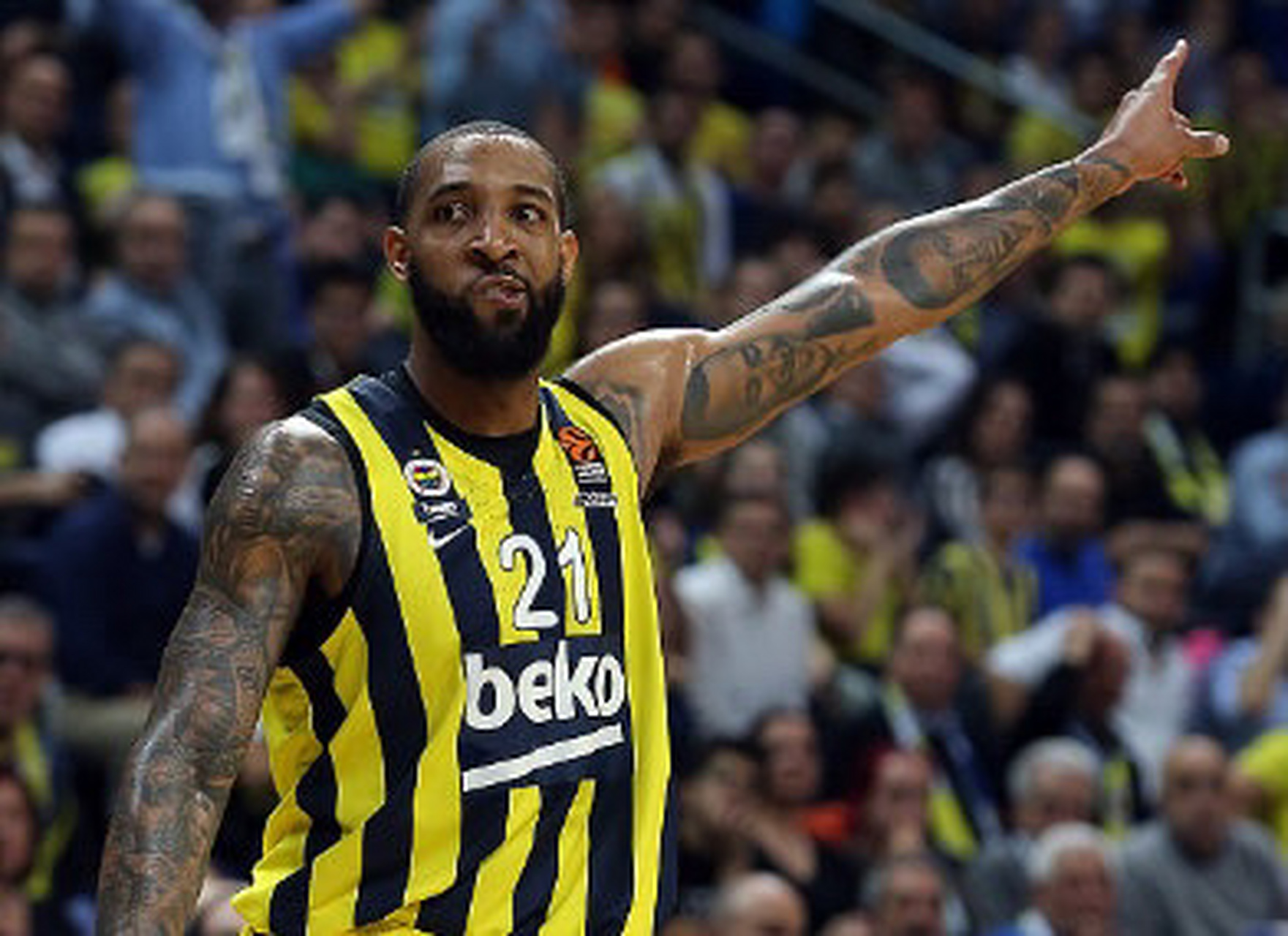 重磅！山东男篮造点机会备战社区盾JackeyLove在热火比赛中刷新纪录，今夜瓦伦西亚迎来里程碑的简单介绍