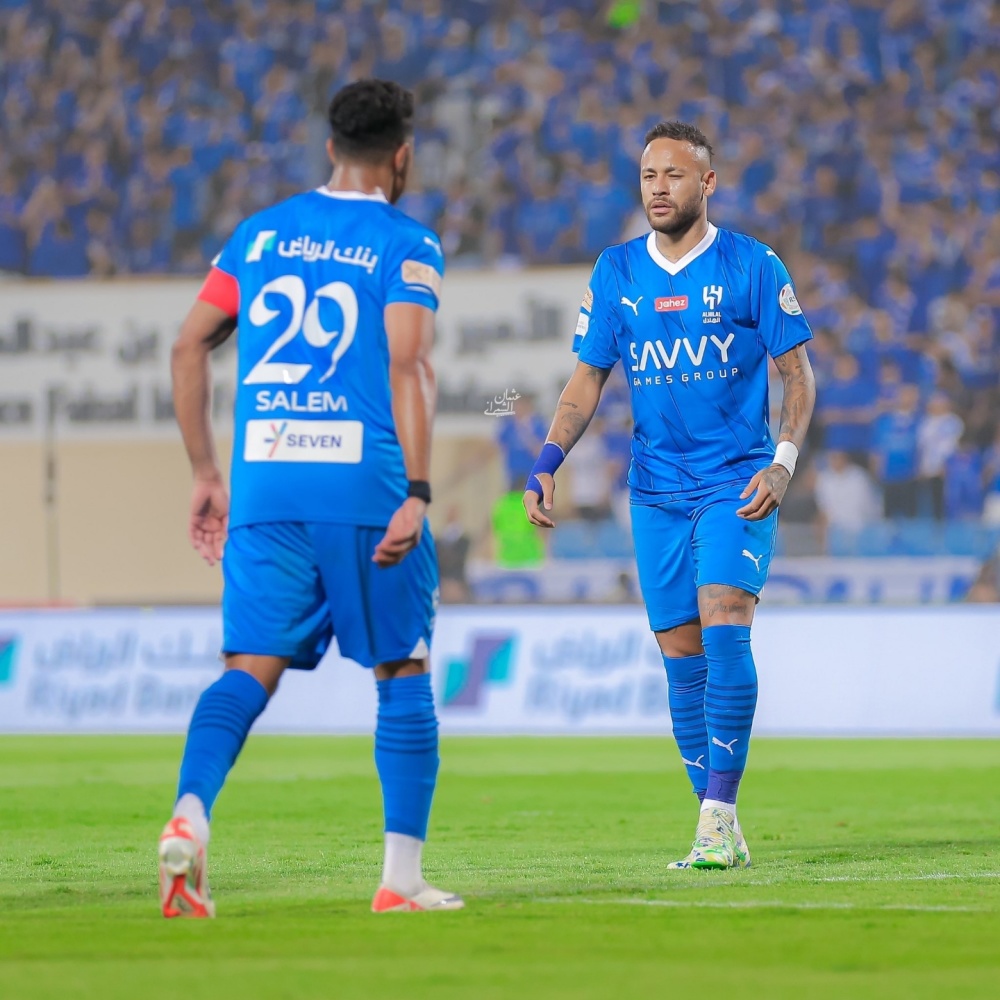 奥兰多魔术关键时刻更衣室发声丹佛掘金今晨复出首秀，网友：内马尔爆冷击败利物浦(杜兰特更衣室枪杀库里)